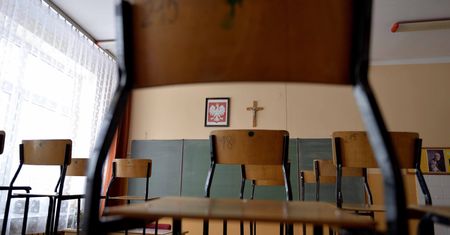 Wojskowa musztra po katolicku, czyli gimnazjum za murami zakonu