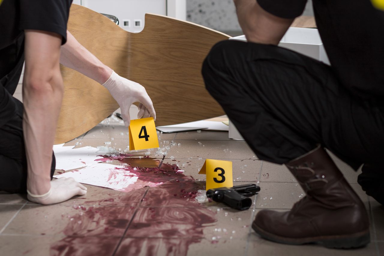 Sprzątanie miejsc śmierci to świetny interes? Sprawdziliśmy [+18]