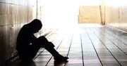 14-latek wysyłał dziewczynie przerażające wiadomości. Trwa wojna między rodzicami