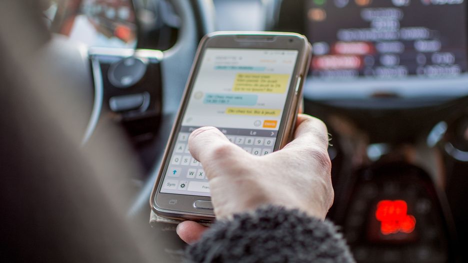 Oszuści atakują poprzez SMS-y. Jedna z ofiar straciła 18 tys. zł