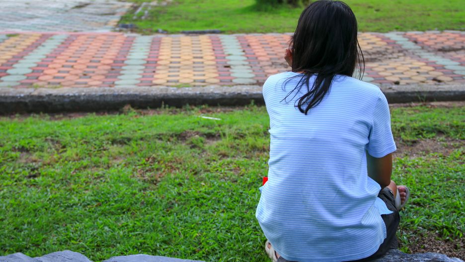 Pierwszy krok ku wyzdrowieniu: "przyznaliśmy, że jesteśmy bezsilni wobec jedzenia i że przestaliśmy kierować naszym życiem"