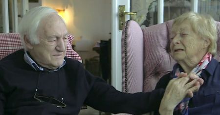 84-latek codziennie maluje żonę. Powód doprowadza do łez