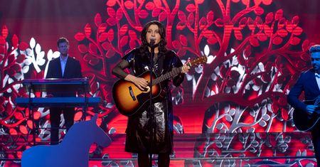 "Twoja Twarz Brzmi Znajomo": Adam Strycharczuk jako Katie Melua. To nie było łatwe zadanie