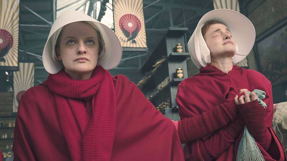 Bohaterki serialu "Opowieść podręcznej" na podstawie prozy M. Atwood