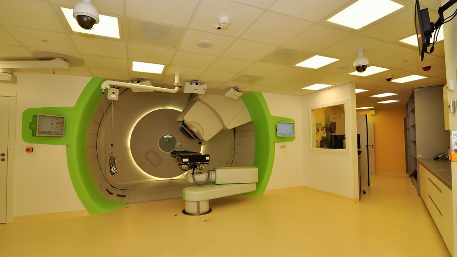 CCB leczy rocznie około 90 osób. Pracownicy twierdzą, że leczyć mogą nawet do 600 osób.