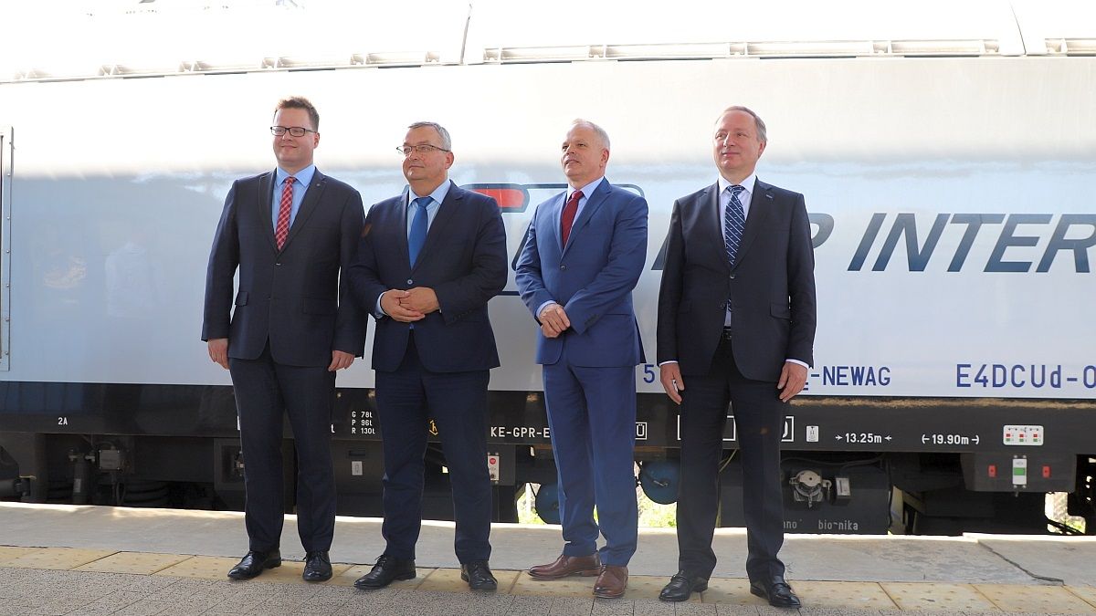 Trako 2019. Podpisanie umowy na zakup nowych lokomotyw Griffin dla PKP Intercity.