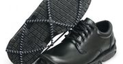 Buty antypoślizgowe. Bądź zapobiegliwy