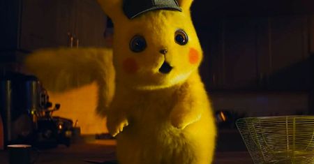 Rozchodniaczek z Pikachu śledzącym marcowe oferty PlayStation Plus oraz Games with Gold