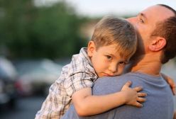 Rodzice mylą poważną dolegliwość z nieśmiałością. Z tego się nie wyrasta