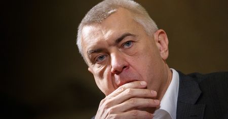 Śledztwo ws "dwóch wież" do kosza. Giertych: "próba wybielenia Kaczyńskiego"