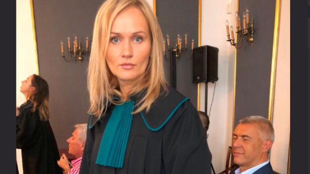 Barbara Giertych, a w tle jej mąż Roman