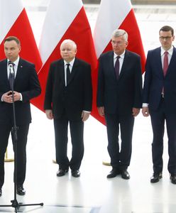 Liderzy rankingu zaufania: Andrzej Duda i Mateusz Morawiecki. Połowa Polaków nie wie, kto szefuje MSZ i MSWiA