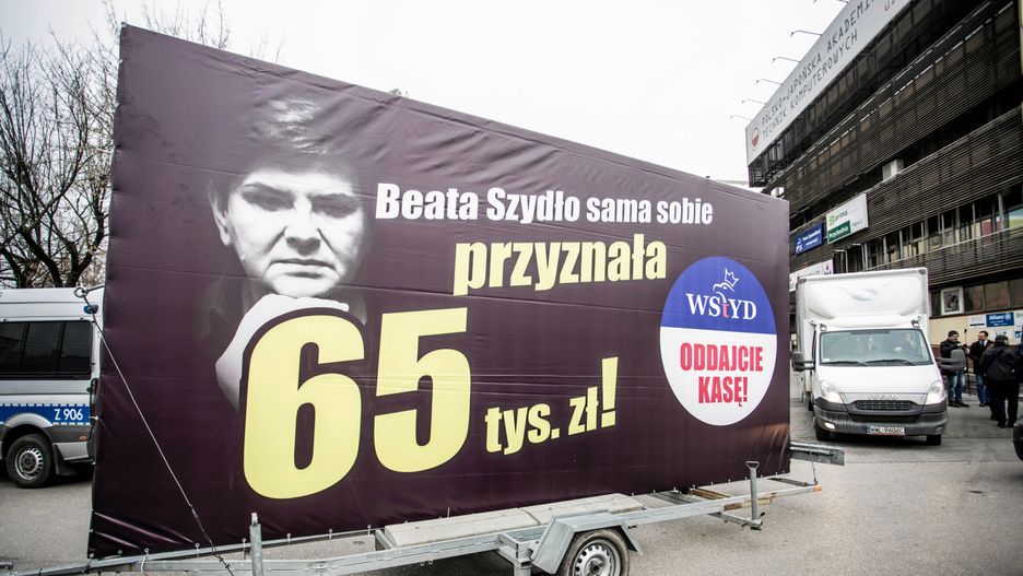 "Konwój wstydu" wyruszył w Polskę