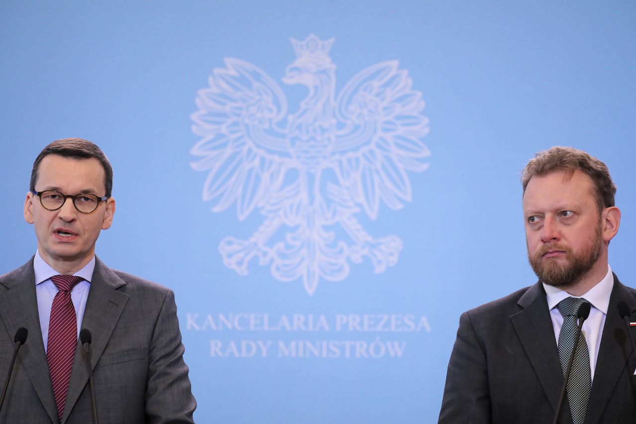 Maseczek i środków do dezynfekcji nie kupimy już na Allegro i OLX. Zadecydował o tym premier 