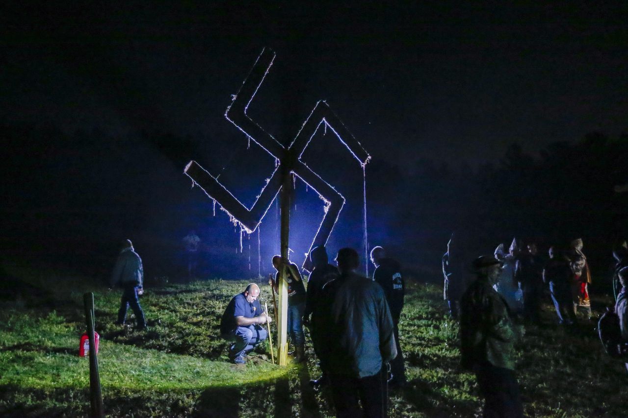 Burza po materiale o neonazistach: są pierwsi zatrzymani