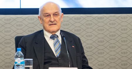 Jerzy Kropiwnicki nie wierzy, że podwyżka akcyzy na alkohol i tytoń pomoże budżetowi. Za to zwiększy szarą strefę