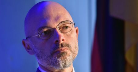Minister klimatu Michał Kurtyka bierze się za smog i plastik. "Ponosimy odpowiedzialność"