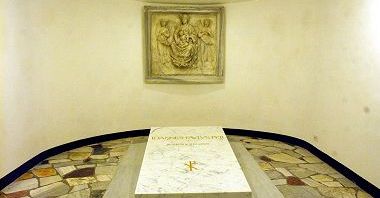 Grób Papieża dostępny od środy