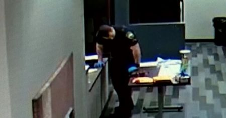 USA. Dotknął groźnego narkotyku. Natychmiastowy efekt