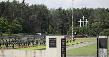 Tragiczne historie ofiar Palmir – podwarszawskiego Katynia