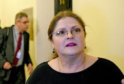 Krystyna Pawłowicz zarzuca Biedroniowi zdradę wobec narodu. W kontrowersyjnym wpisie posłanka PiS próbuje bronić Beaty Szydło