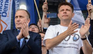 Jacek Żakowski: Czas przymierzać dłuższe portki. Apel do Petru i Schetyny