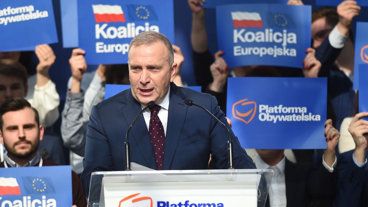 Grzegorz Schetyna rozpoczął konwencję Platformy Obywatelskiej. Padły pierwsze obietnice