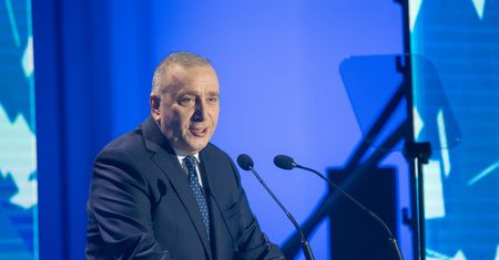 Grzegorz Schetyna o feralnym głosowaniu. Obwinia Budkę i Kosiniaka-Kamysza