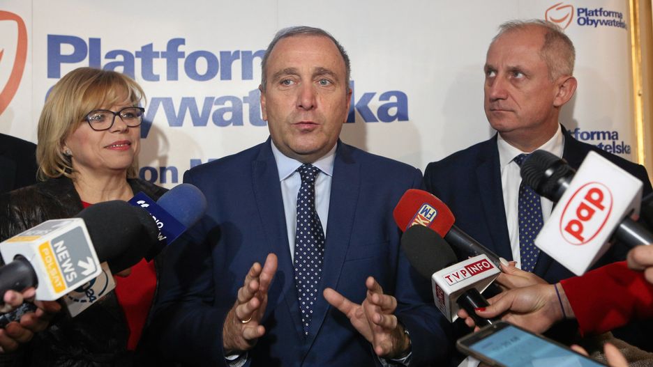 Platforma Obywatelska zajmuje drugie miejsce w sondażach partyjnych