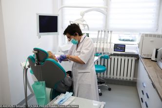 Do dentysty na Ukrainę. Polacy wybierają zagranicę, bo tam jest taniej