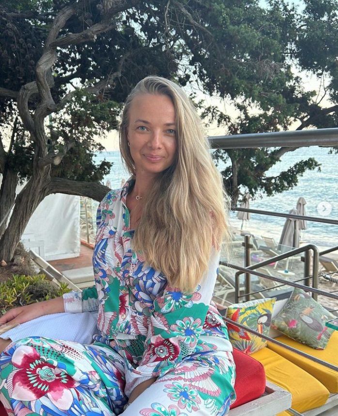 Laura Michnowicz