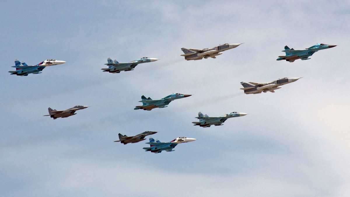 Rosyjskie myśliwce Su-30 przeprowadziły ćwiczenia symulujące ataki w przestrzeni powietrznej Morza Czarnego i Azowskiego