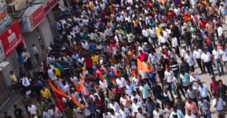 Indie: protest ulicami Udaipur po ścięciu hinduskiego krawca