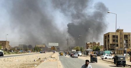 Brutalna walka o władzę w wojsku Sudanu wyzwala starcia w Chartumie
