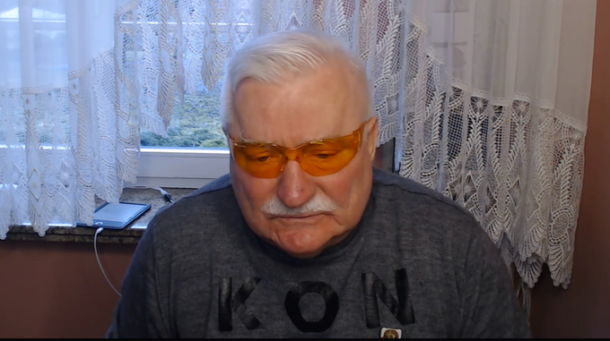 Lech Wałęsa zakażony koronawirusem.