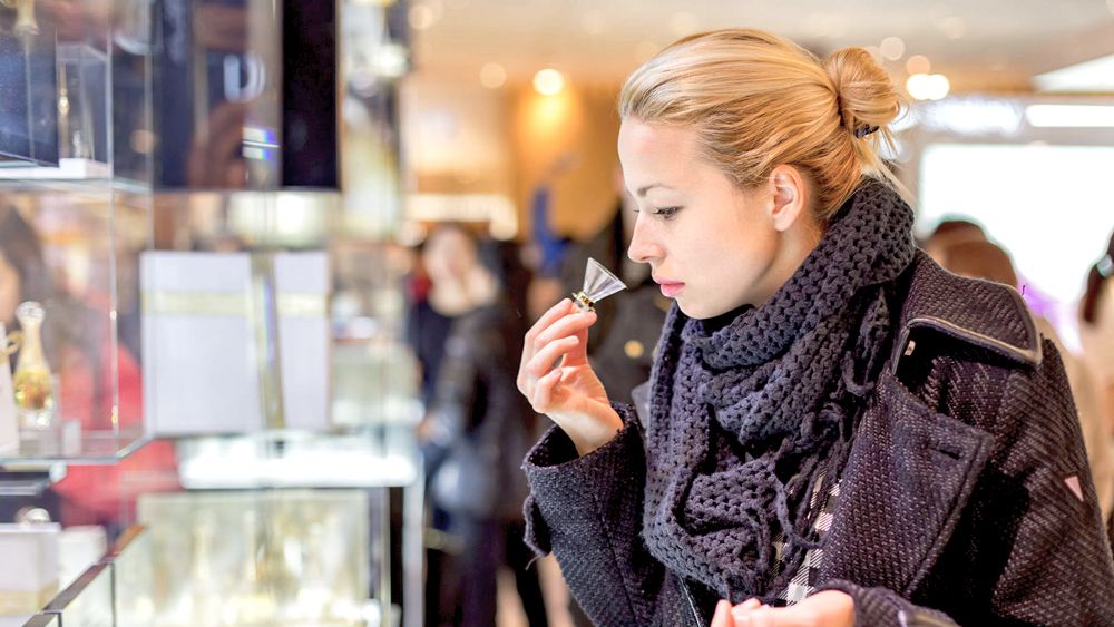 Black Friday Douglas. Przekonaj się, jakie są promocje w perfumeriach 29 listopada. Black Deals.