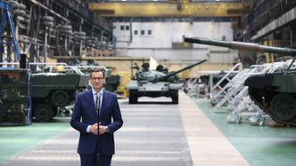 Modernizacja czołgów T-72 za prawie 2 mld zł. Morawiecki w Łabędach