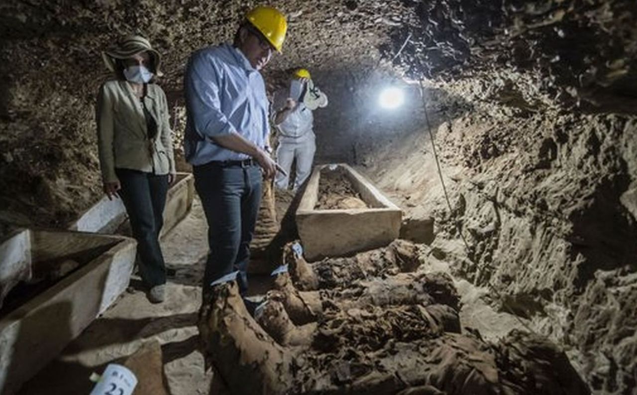 Odkryli nekropolię. W środku było 17 mumii