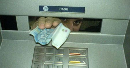 Wypłacać tam kasę to jakaś tragedia