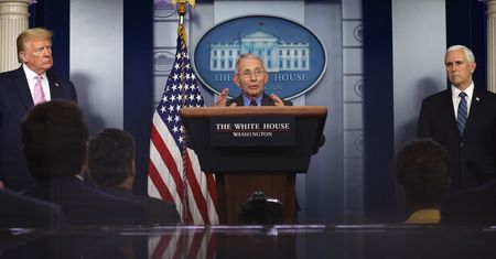 Koronawirus. Donald Trump udostępnił wpis. Zawrzało