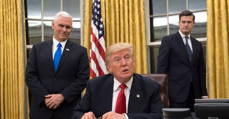Trump "zadał NATO poważny cios". Symboliczne zwycięstwo Putina
