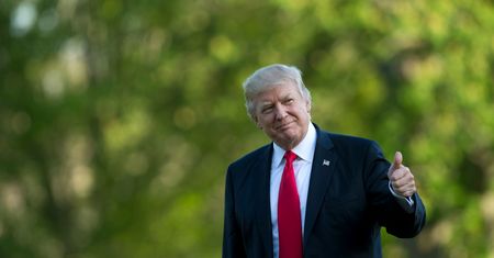 Trump: kupuj amerykańskie i zatrudniaj Amerykanów