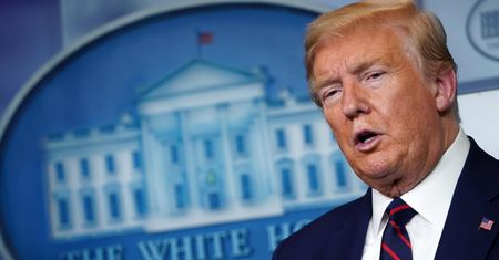 Fake news orężem walki o przewagę na rynku ropy. Trump gra nieczysto?