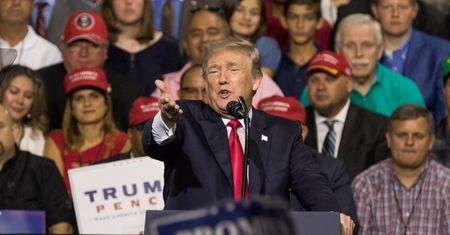 Donald Trump nalega, by przerwano śledztwo ws. Russiagate. "Manipulatorskie polowanie na czarownice"