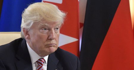 Ostra krytyka Trumpa. Nie chce bronić Europy?