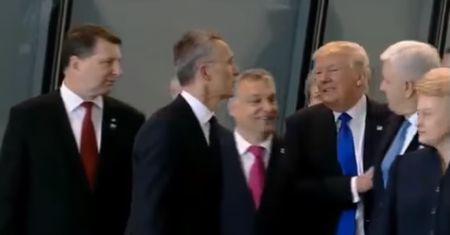 Znowu śmieją się z Trumpa. "Jak szkolny łobuz"