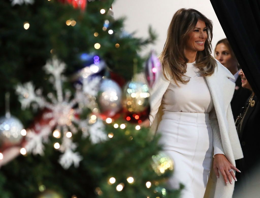 Melania Trump błyszczy. Pierwsza dama pokazała zdjęcie przy choince