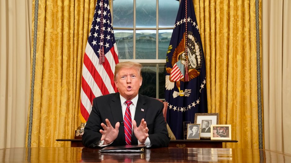 Donald Trump pierwszy raz przemówił do Amerykanów z Gabinetu Owalnego