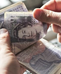 Funt kolejny dzień w górę. Koniec dodruku coraz bliżej