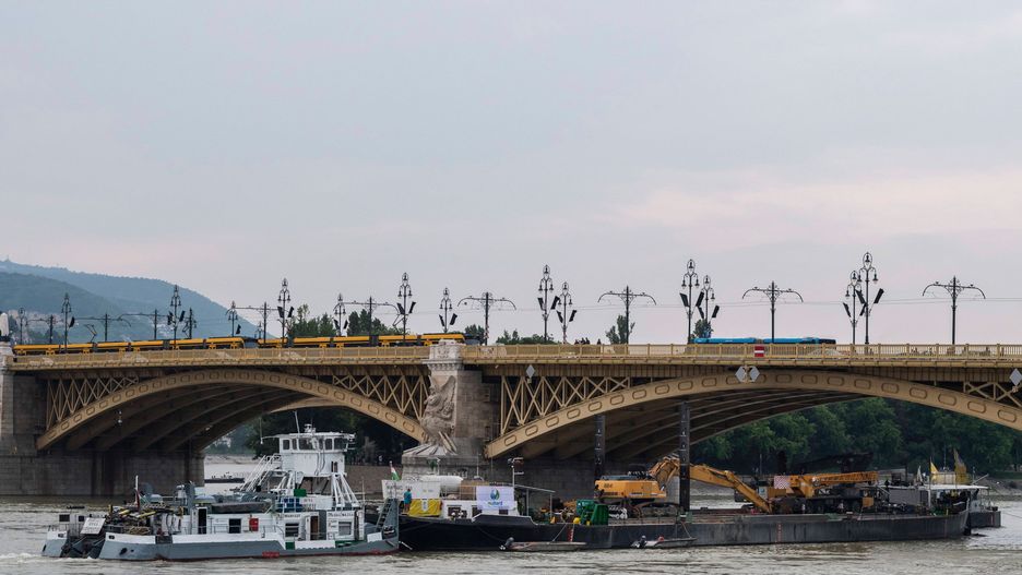 Służby wyłowiły kolejne ciała po katastrofie statku na Dunaju w Budapeszcie